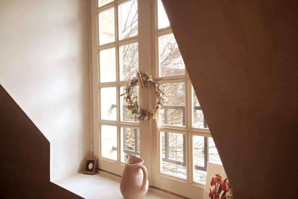 Grand Appartement Place Saint-Pierre, Proche Chateau De Saumur Et Bord De Loire" Exteriör bild